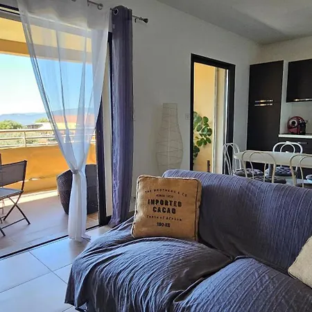 T3 De Standing Vigna Majo Vue Imprenable アパート プロプリアノ